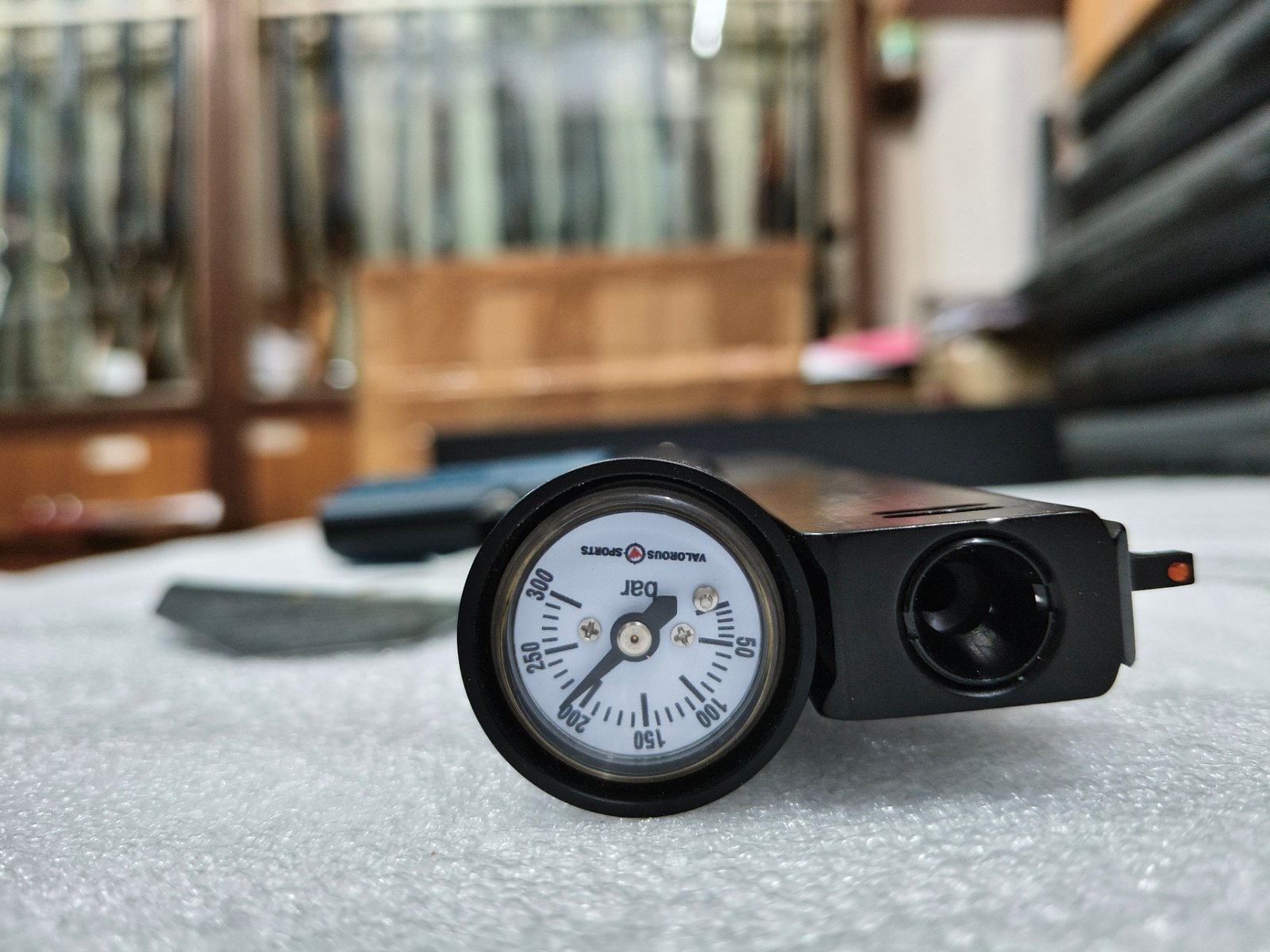 Valorous Sports Venom X PCP Air Pistol - Image 4